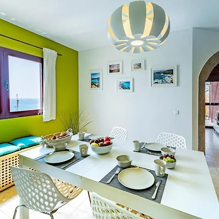 아파트 Panorama - Wonderfull Oceanview !!! Free Wifi